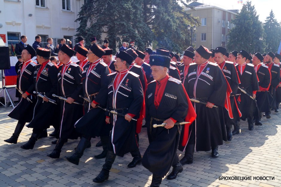 Брюховецкая казачье общество