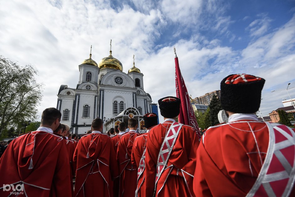 Храм Александра Невского Краснодар с казаками