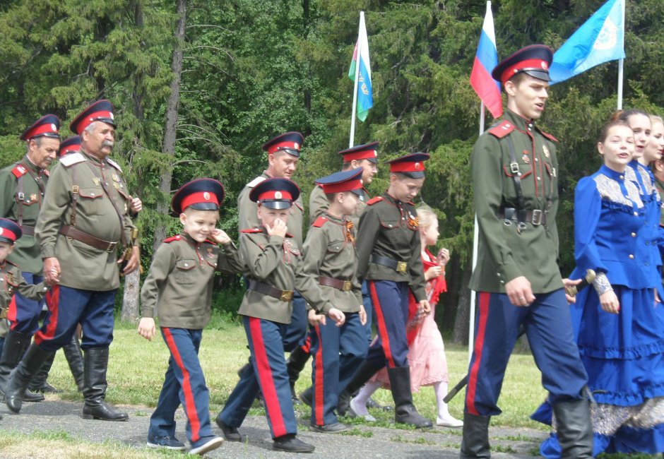 Современная форма Казаков для подростков