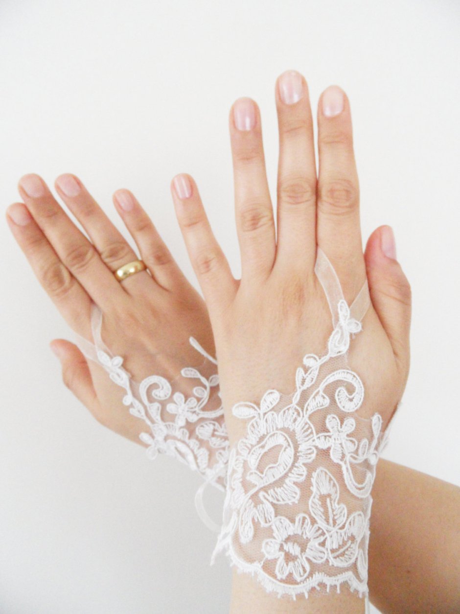 Перчатки под свадебное платье на лямках со стразами