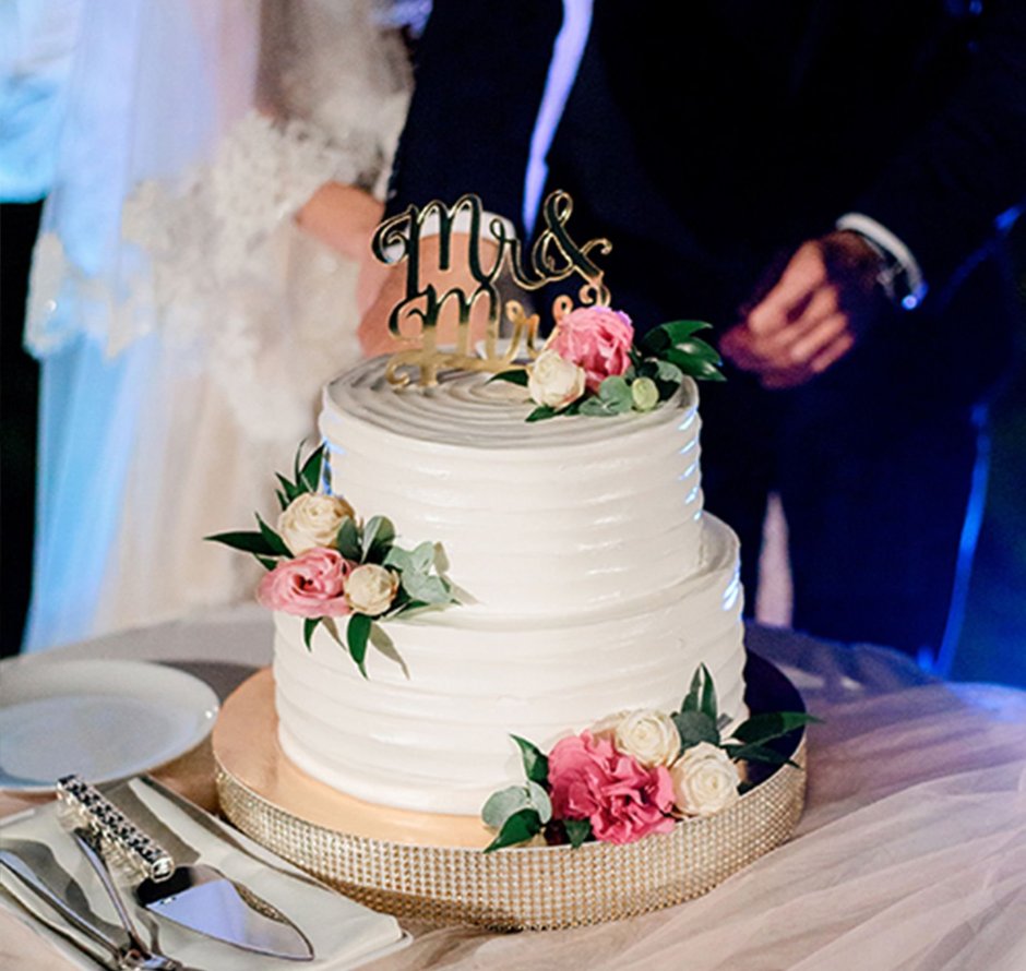 Подставка под свадебный торт