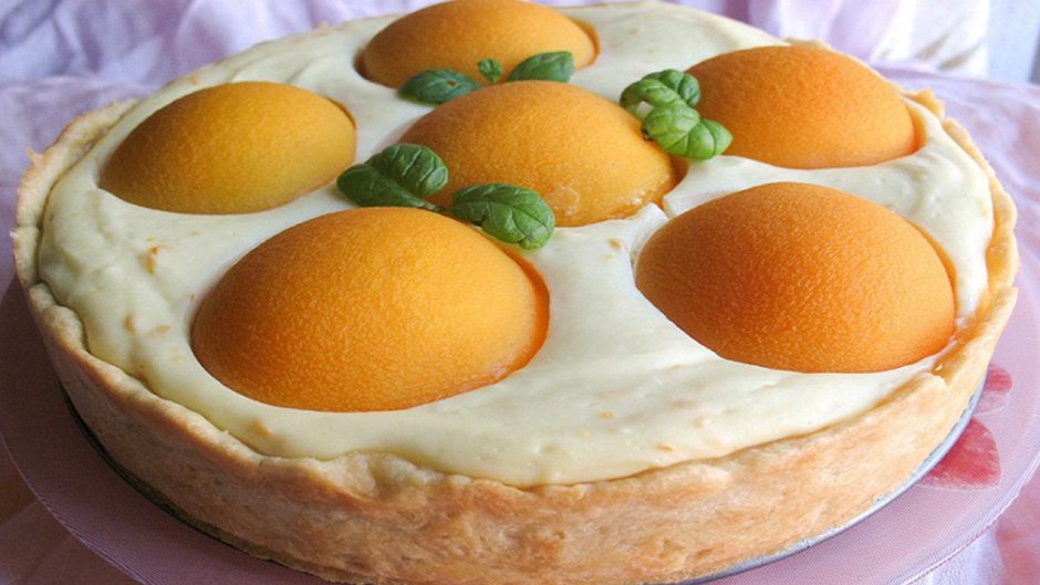 Пирог с творогом и абрикосом