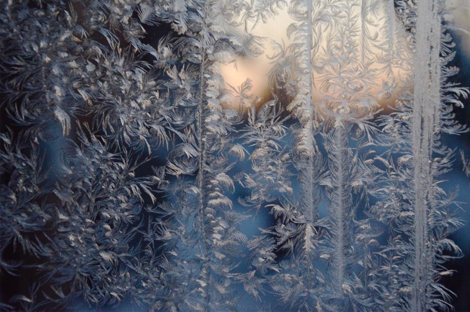 Поделка зимние узоры на окне