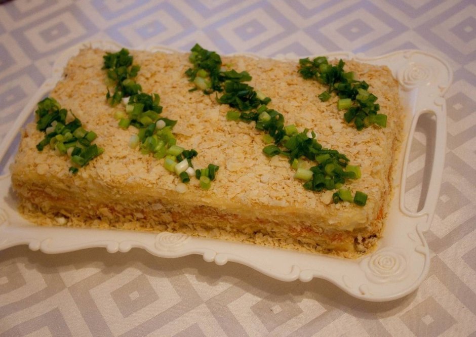 Торт Наполеон с рыбной консервой
