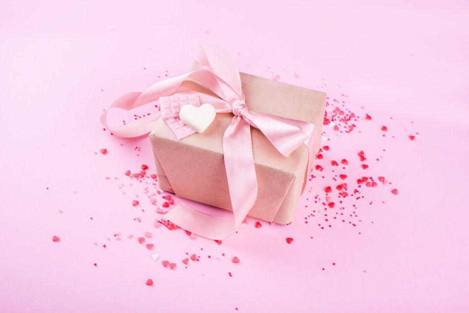 Подарок розовый