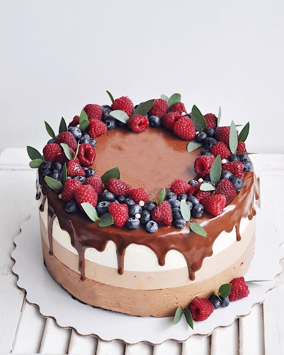 Изысканный торт ягоды