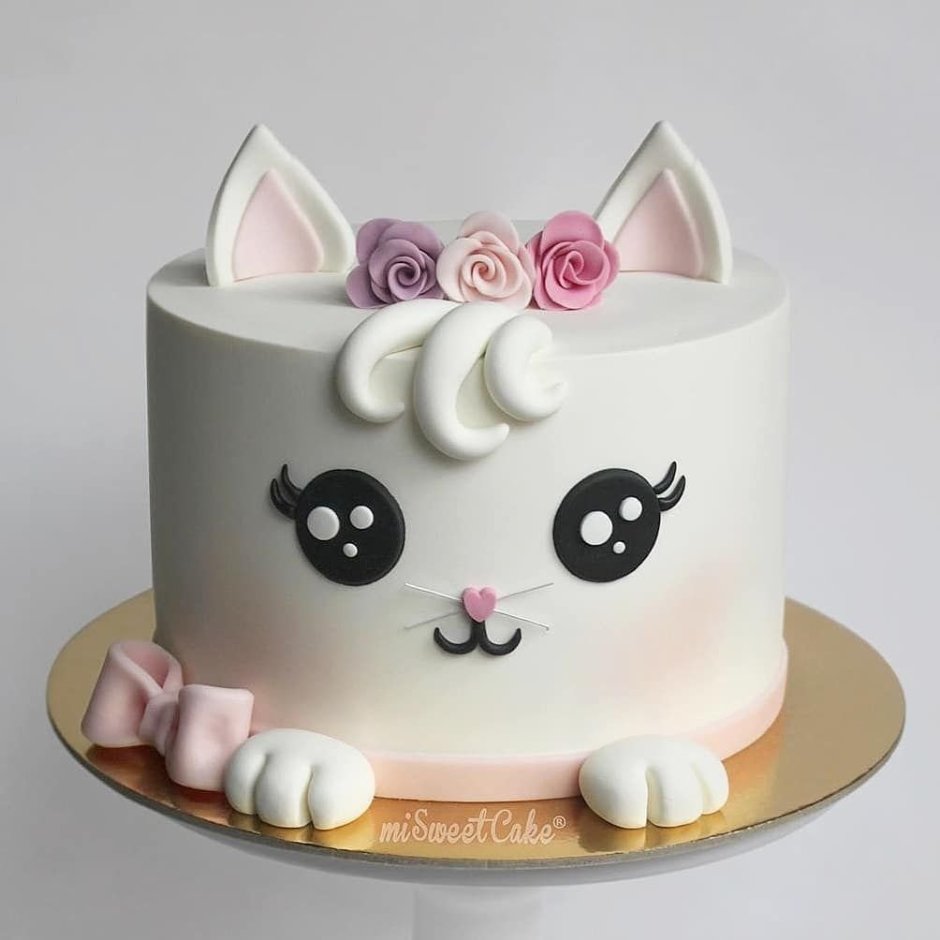 Торт котик с ушками низкий