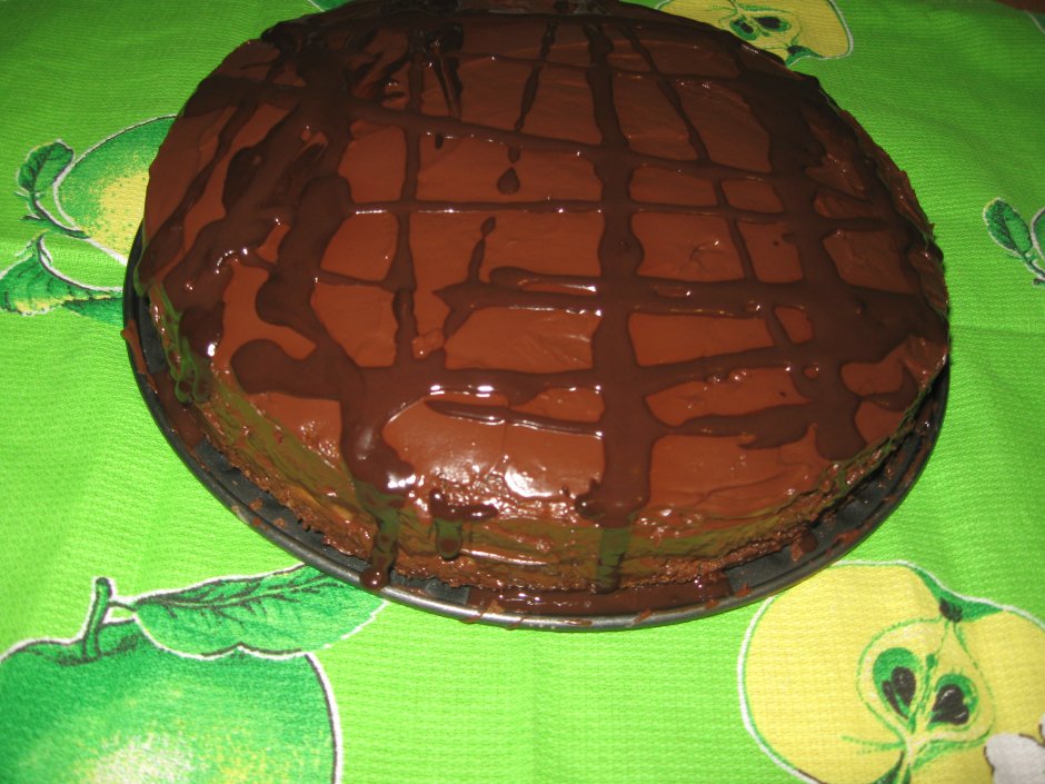 Шоколадный торт акварель