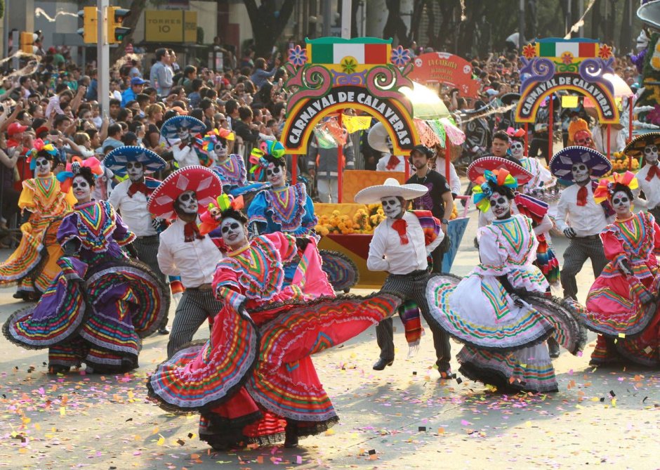 Февральский карнавал в Испании
