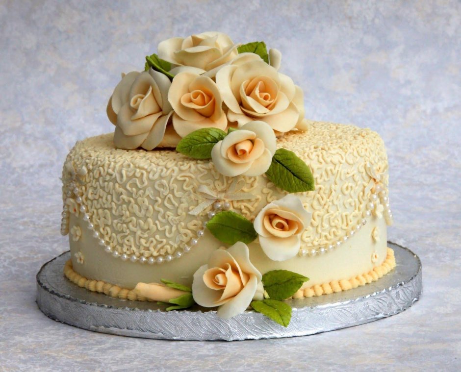 Торт на день рождения женщине