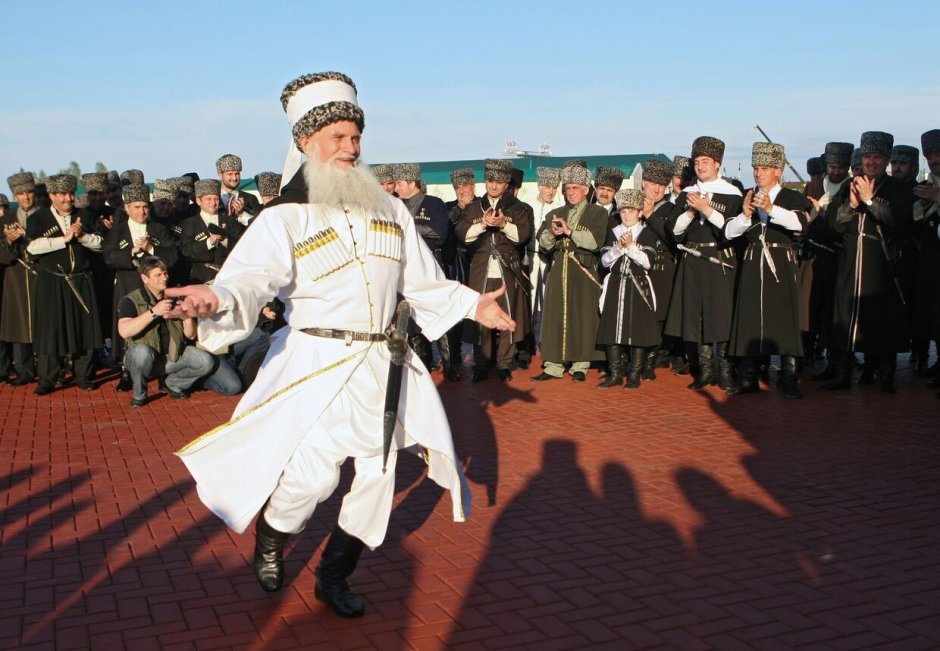 Национальные костюмы Чеченской Республики