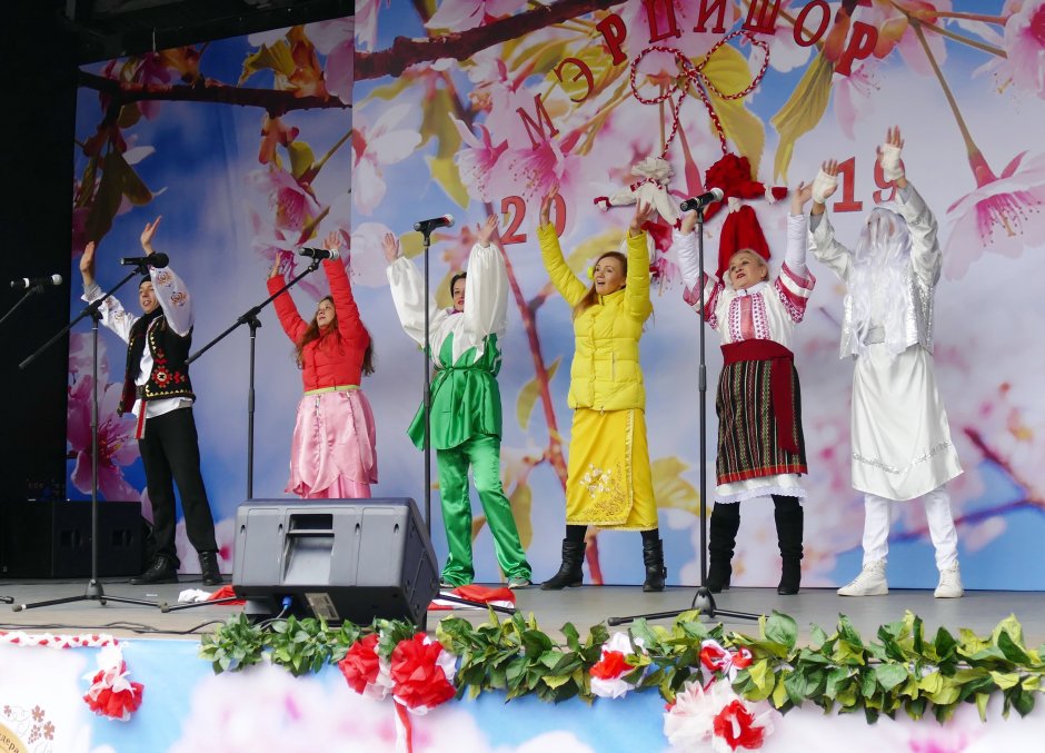 Молдова праздник весны Мэрцишор