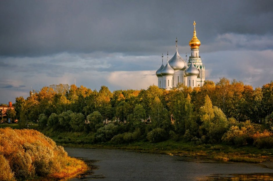 Вологда осень собор