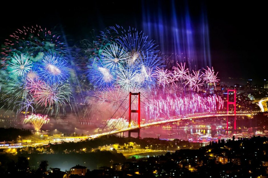 Салют в Стамбуле на новый год