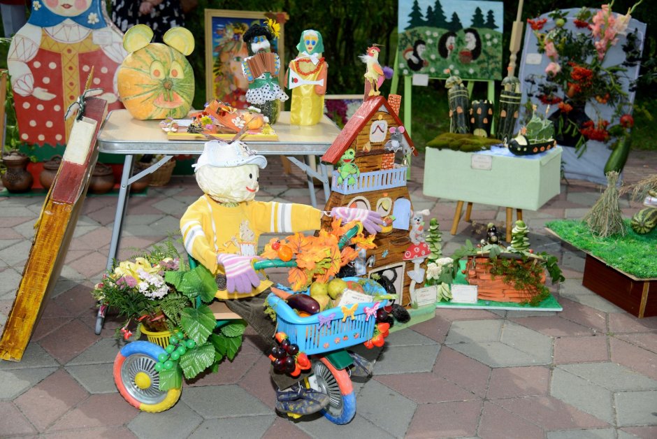 Городская выставка цветов и плодов