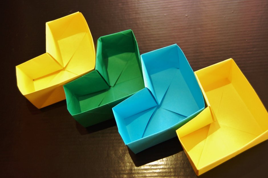Оригами коробка с крышкой для подарка