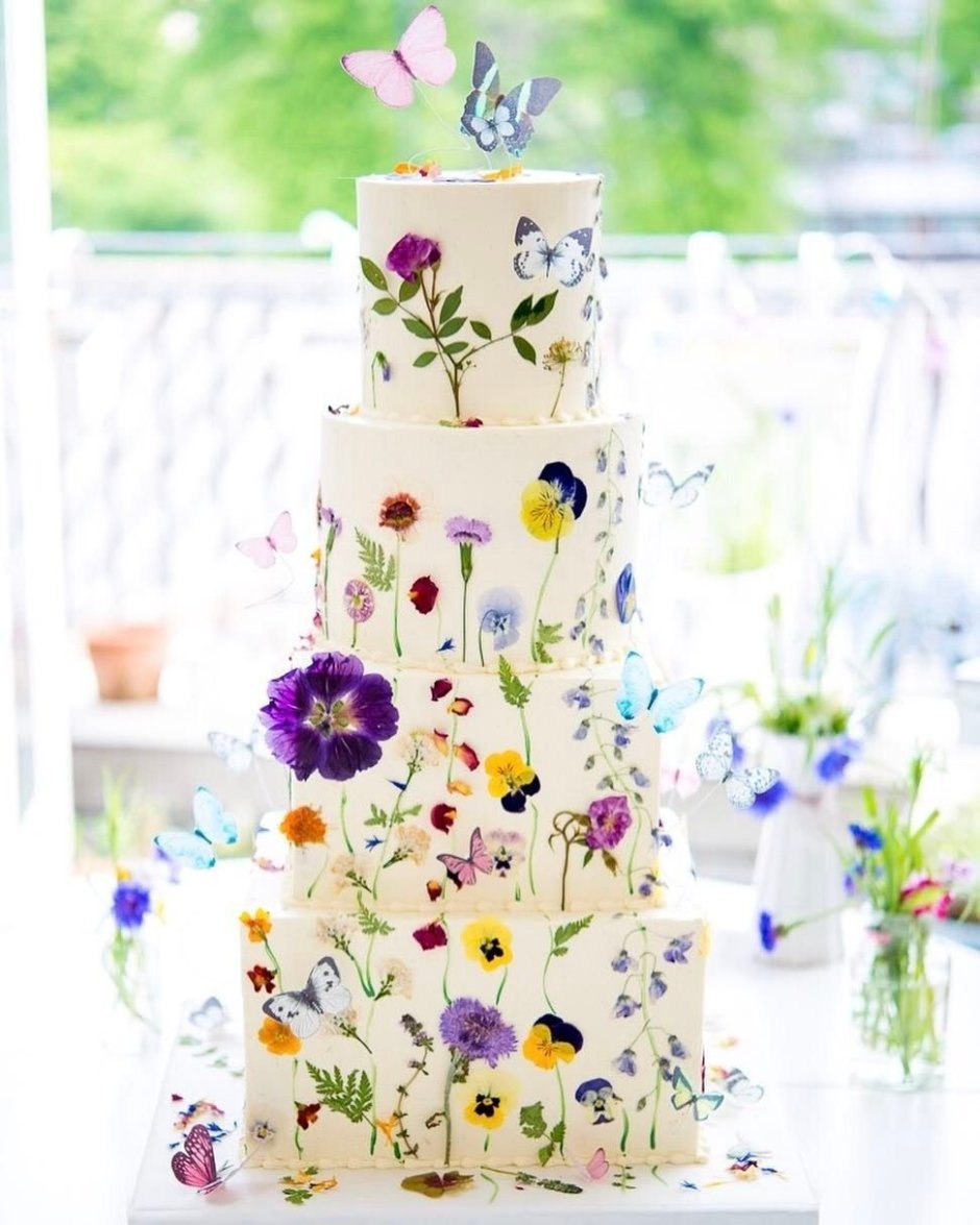 Свадебный торт с сухоцветами
