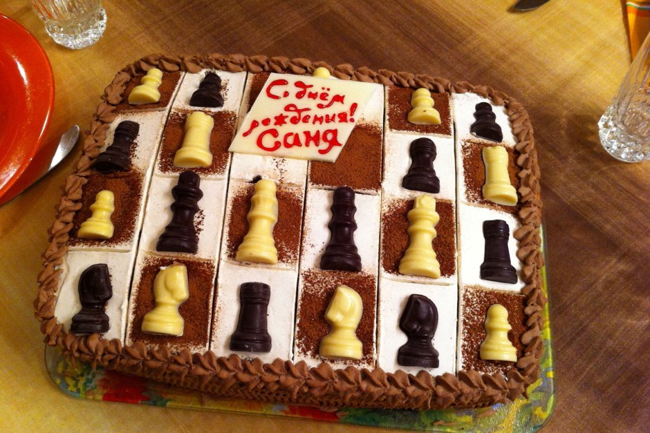 Торт в виде шахматной доски