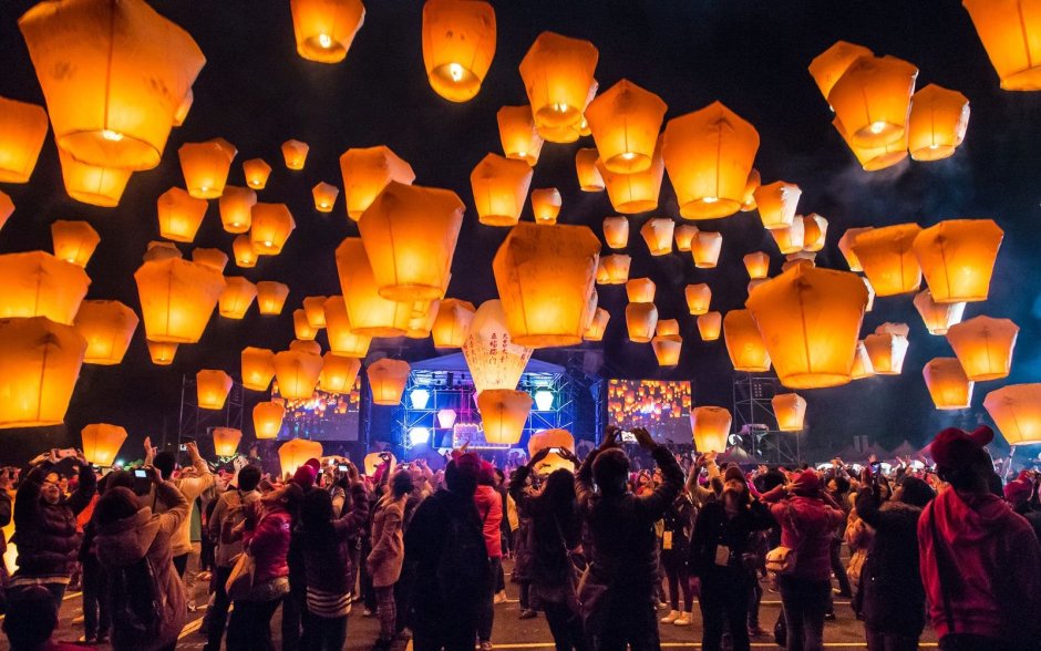 Фестиваль Хюэ во Вьетнаме