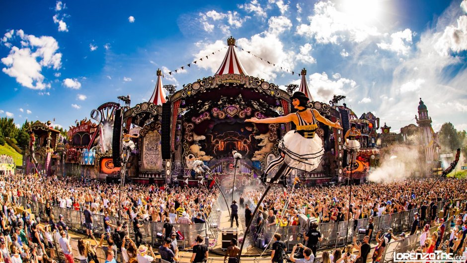 Фестиваль в Бельгии Tomorrowland 2022