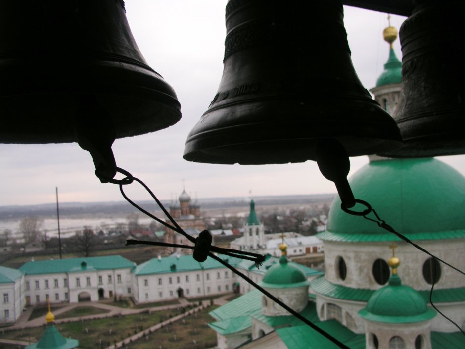 Колокола храма Христа Спасителя в Москве