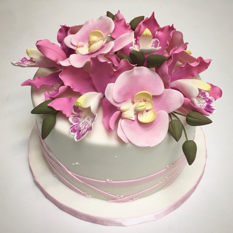 Вафельные цветы для торта