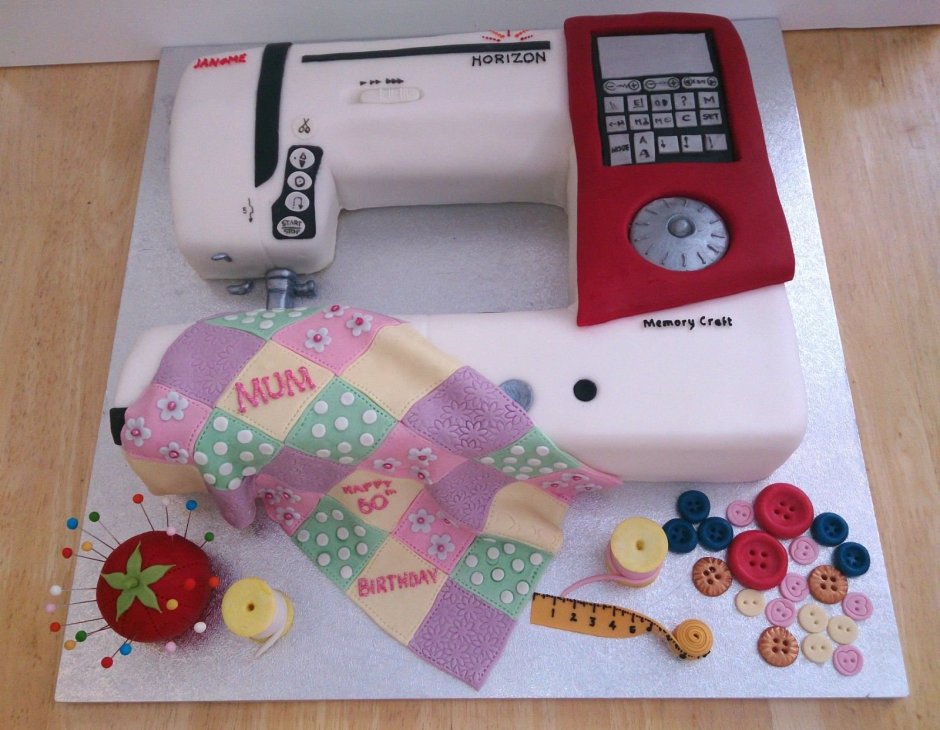 Торт в виде швейной машины