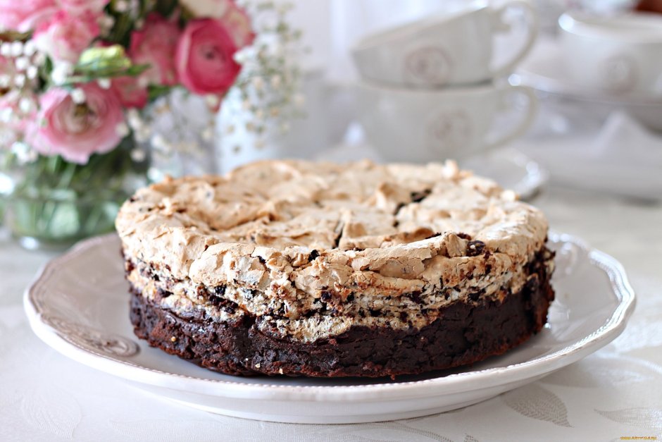 Торт "безе с фундуком" (Hazelnut Meringue Cake)