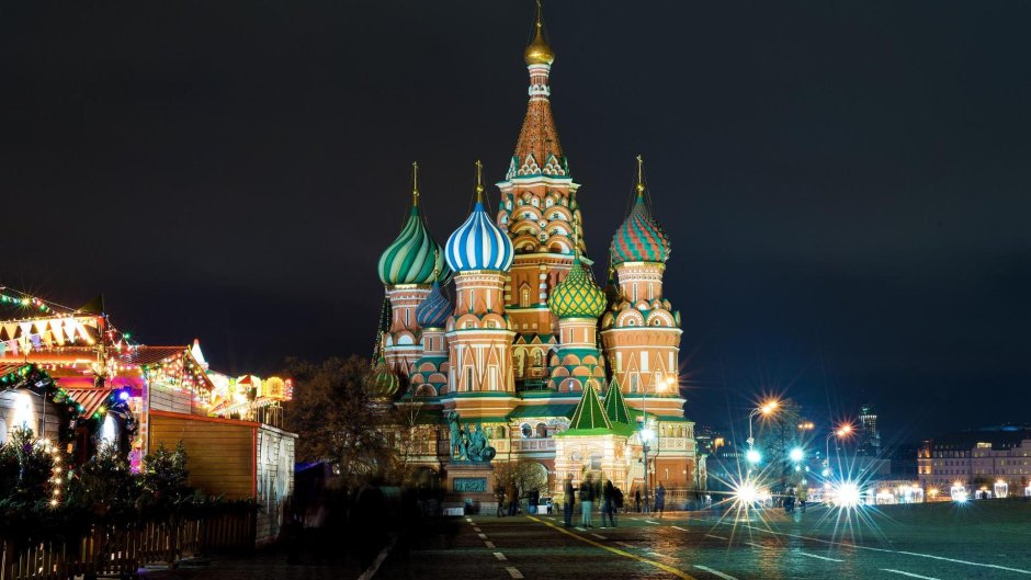 Спасская башня Кремля ночью