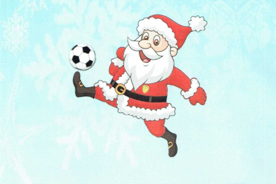 Дед Мороз с футбольным мячом