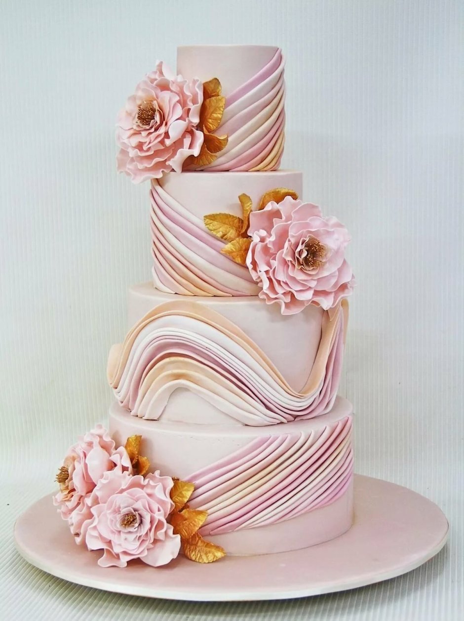 Свадебный торт трехъярусный рустик
