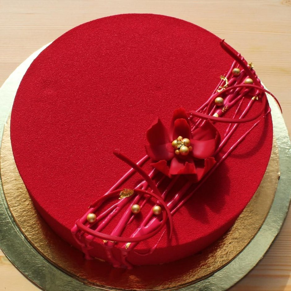 Декор торта велюром