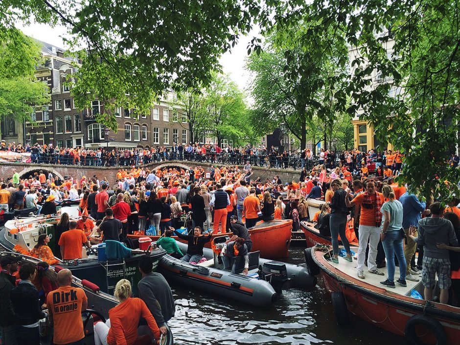 Амстердам день короля 2020