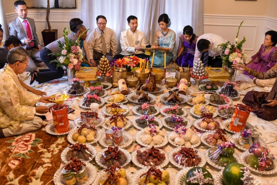 Китайский свадебный стол
