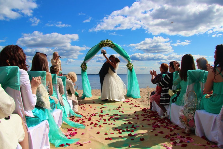 Красивая церемония бракосочетания