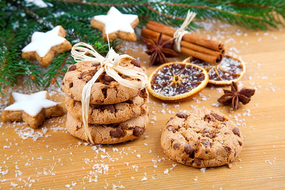 Рождественские печенья круглые с шоколадом