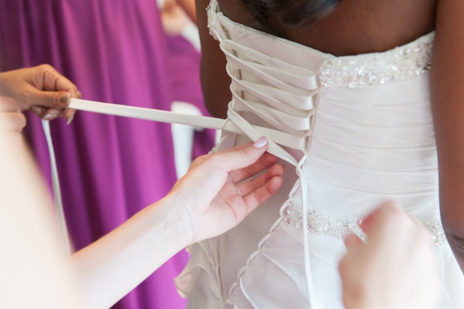 Шнуровка корсета свадебного платья