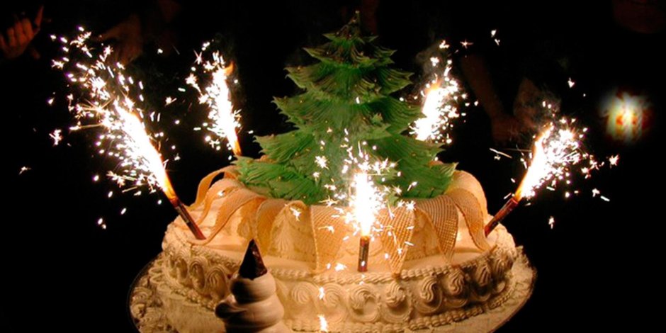 Новогодний торт с фонтаном