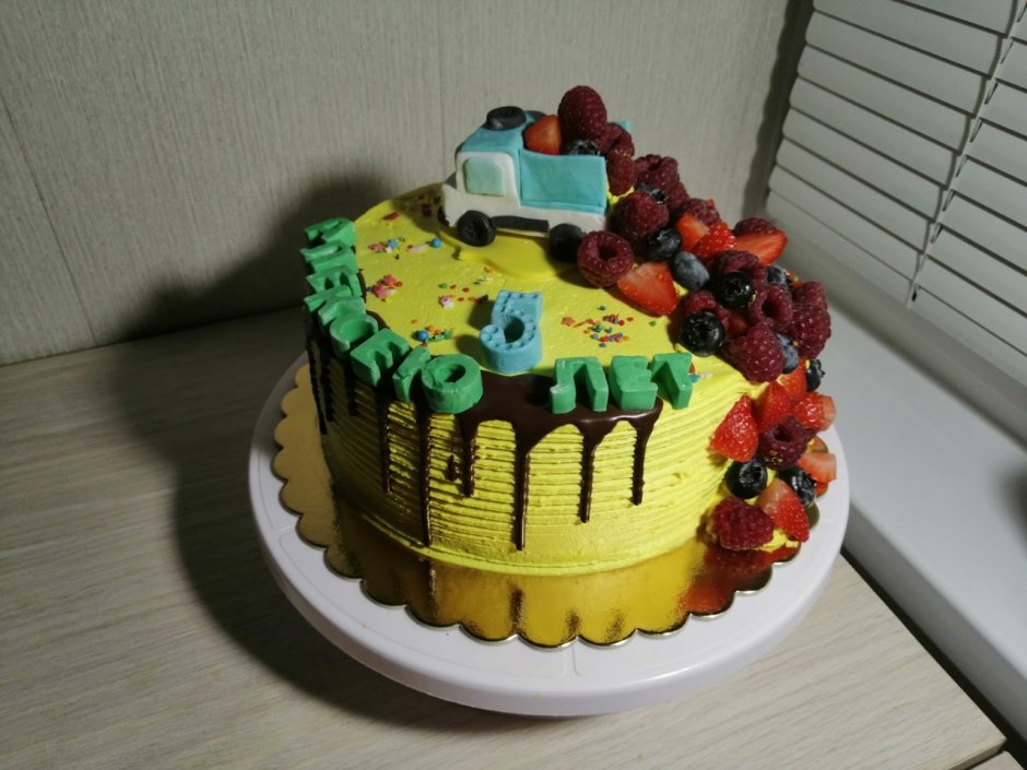 Торт на день рождения Эстетика с ромашками