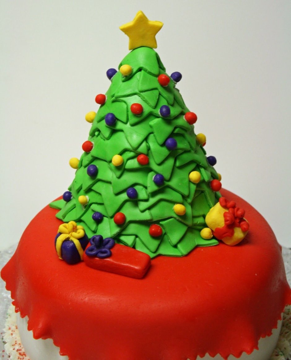 Фигура елки для торта