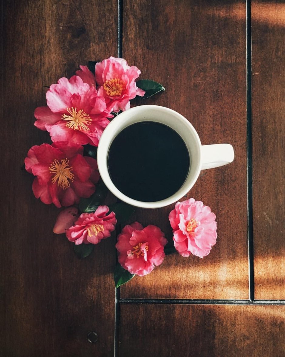 Кофе и цветы вертикальные