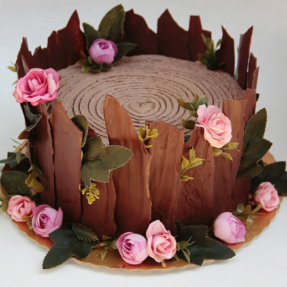 Украшение торта шоколадными цветами