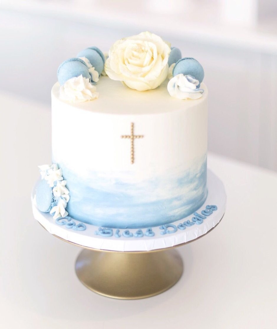 Украшение торта на крестины