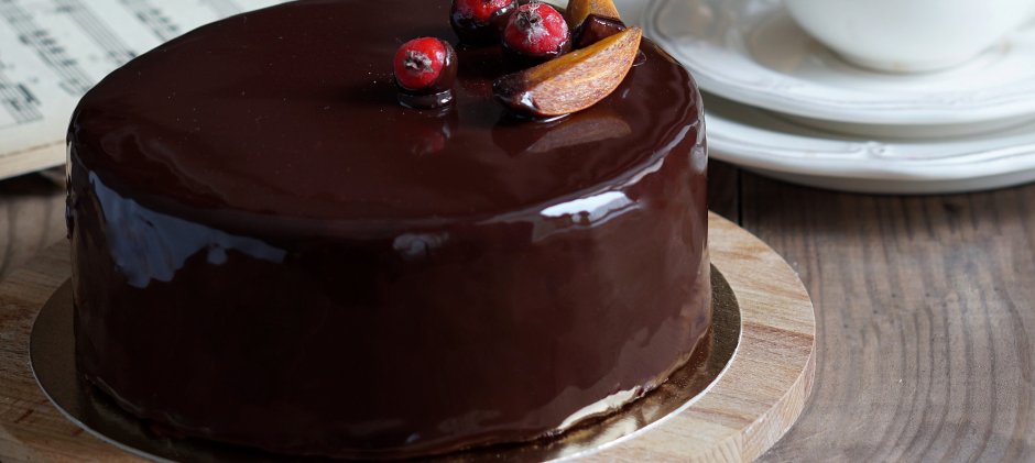 Торт покрытый шоколадом