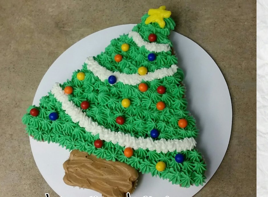 Торт в виде елки