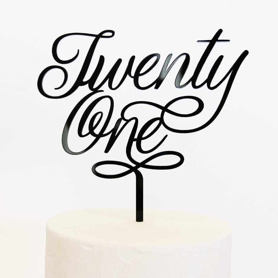 Торт в черно белом стиле с топпером в день рождения