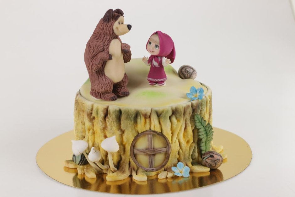 Торт с Машей и медведем на 1 годик