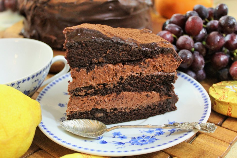 Торт Брауни шоколадный бисквитный