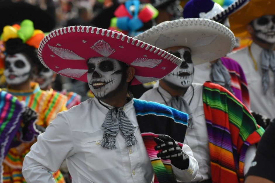 Мариачи Мексика день мертвых