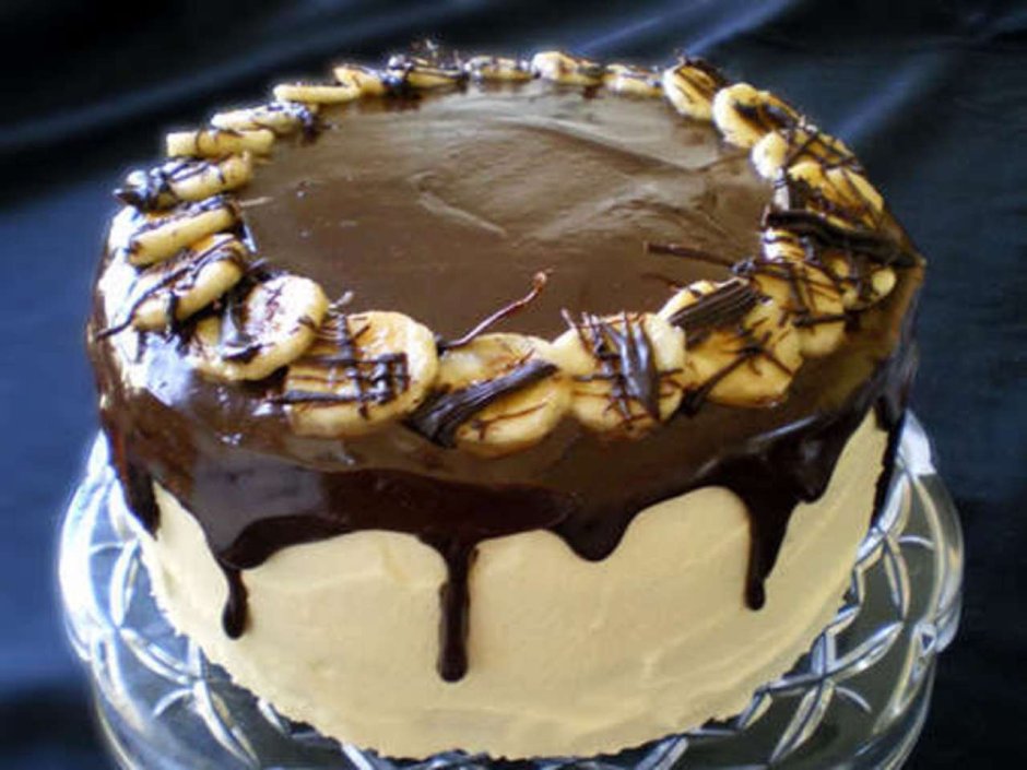Шоколадный торт с банановым суфле